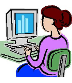 パソコンでデザインをする女性の画像